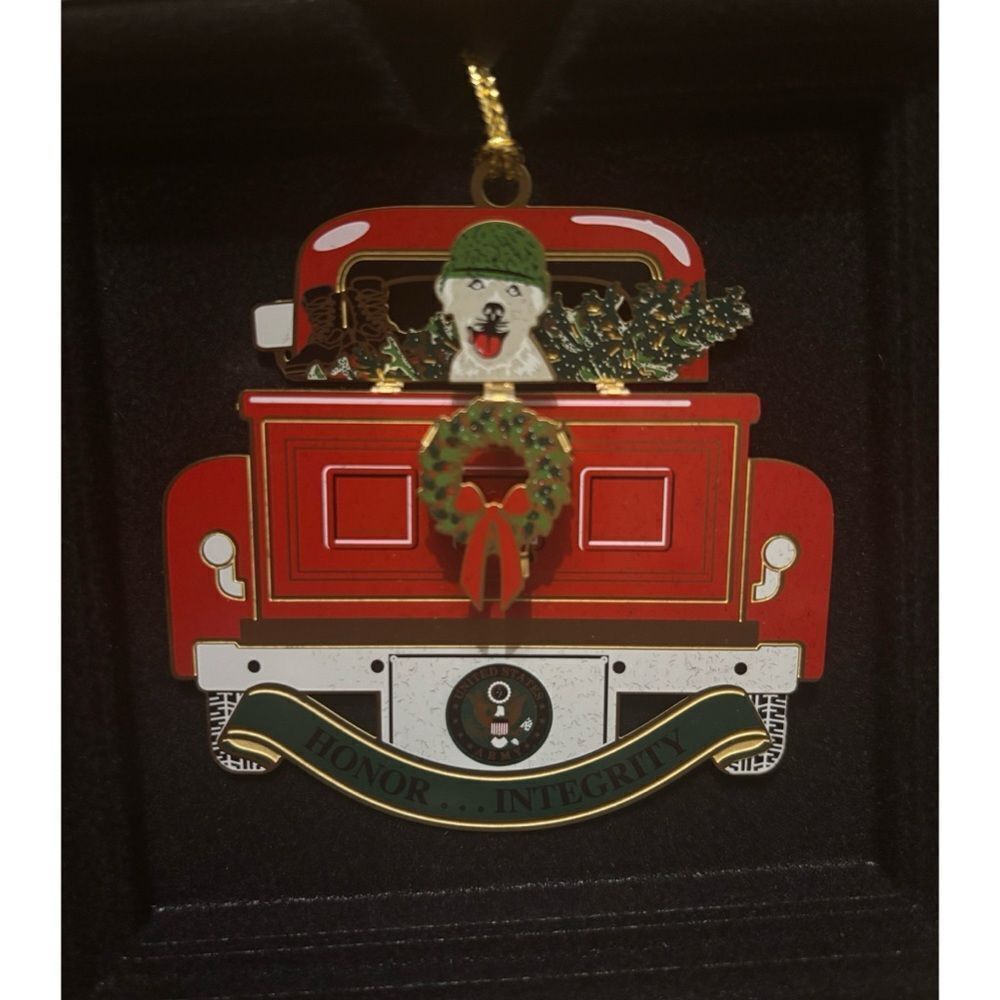 Rare Beacon Design Official Licensed US Army Red Truck Dog  Ornament / Made USA
